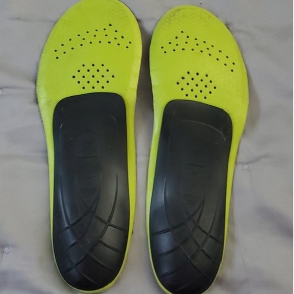 Superfeet CARBON Fit Insoles - Size C - Picture 5 of 6